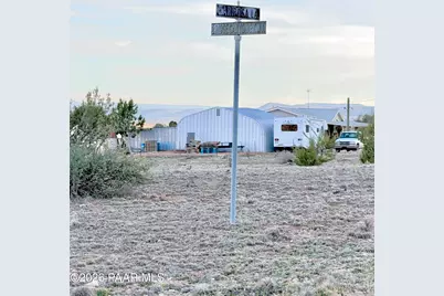 54125 N Mariposa Lane, Seligman, AZ 86337 - Photo 36