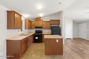 10397 E Durham Rd, Dewey-Humboldt, AZ 86327 - Photo 14