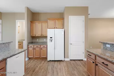 4082 N Pembroke Street, Prescott Valley, AZ 86314 - Photo 14