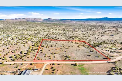 4062 W Center Street, Chino Valley, AZ 86323 - Photo 1