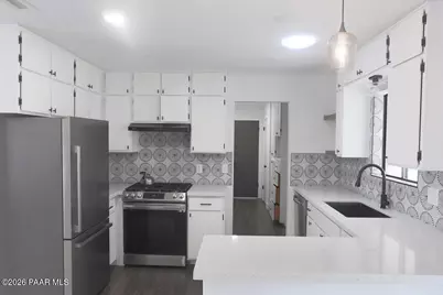 8919 E Navajo Court, Prescott Valley, AZ 86314 - Photo 12
