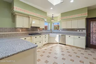 645 N Ambassador Rd, Dewey-Humboldt, AZ 86327 - Photo 10