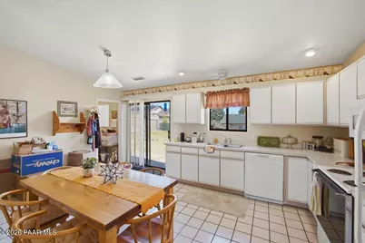 7076 E Spouse Drive, Prescott Valley, AZ 86314 - Photo 10