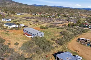 7270 W Veda Ln, Wilhoit, AZ 86332 - Photo 20