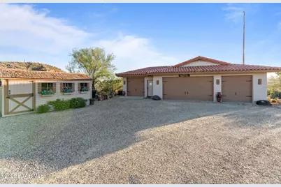 51829 N 295th Avenue, Wickenburg, AZ 85390 - Photo 34