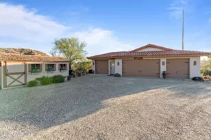 51829 N 295th Ave, Wickenburg, AZ 85390 - Photo 34