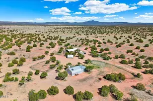 45437 N Jacqueline Hill Dr, Ash Fork, AZ 86320 - Photo 20