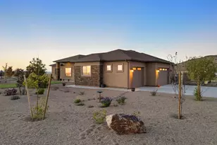 10976 E Angies Wy, Prescott Valley, AZ 86315 - Photo 40