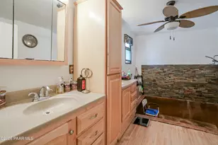 35220 S Rebel Pass, Morristown, AZ 85342 - Photo 54