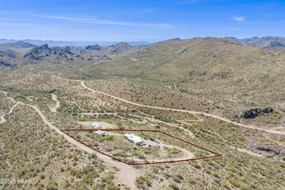 35220 S Rebel Pass, Morristown, AZ 85342 - Photo 6