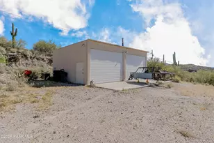 35220 S Rebel Pass, Morristown, AZ 85342 - Photo 40