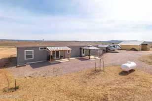 1285 W Kings Ct, Paulden, AZ 86334 - Photo 40
