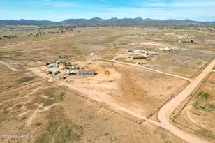 1285 W Kings Ct, Paulden, AZ 86334 - Photo 36