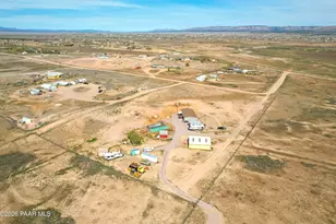 1285 W Kings Ct, Paulden, AZ 86334 - Photo 34