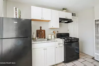 302 W Flores Street #3, Tucson, AZ 85705 - Photo 4