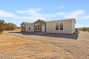 1547 E Whirlpool Dr, Paulden, AZ 86334 - Photo 1