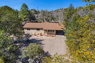 1918 Rocky Dells Dr, Prescott, AZ 86303 - Photo 2