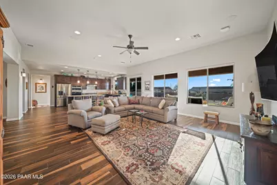 8778 Powderhorn Lane, Prescott Valley, AZ 86315 - Photo 12