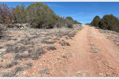 56800 Bearclaw Road, Seligman, AZ 86337 - Photo 18