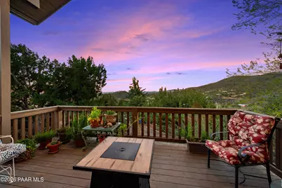 695 E Robinson Drive, Prescott, AZ 86303 - Photo 2