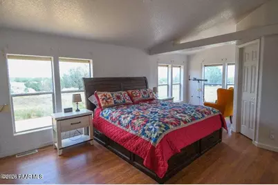 42449 N Spooky Owl Trail, Seligman, AZ 86337 - Photo 10