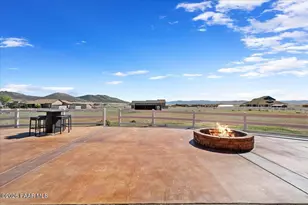 10687 E Claire Ridge Cir, Prescott Valley, AZ 86315 - Photo 34