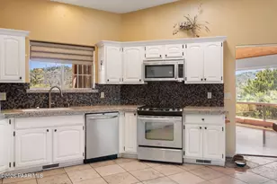 1954 Shadow Valley Dr, Prescott, AZ 86305 - Photo 10