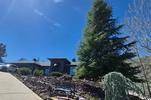 852 Sunrise Blvd, Prescott, AZ 86301 - Photo 2