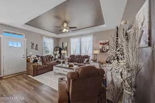 11350 E Sarah Jane Ln, Dewey-Humboldt, AZ 86327 - Photo 10