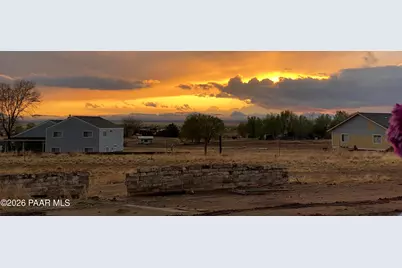 3809 W Feldspar Road, Paulden, AZ 86334 - Photo 10