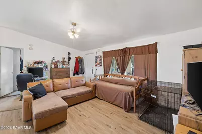 76 Railroad Avenue, Chino Valley, AZ 86323 - Photo 6