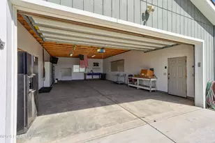 33 S Jay Bird Ln, Dewey-Humboldt, AZ 86327 - Photo 26