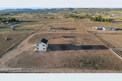 25099 N Constitution Drive, Paulden, AZ 86334 - Photo 32