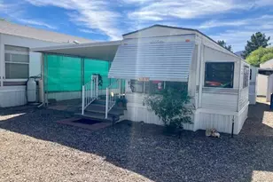 19101 E Palm Ln, Black Canyon City, AZ 85324 - Photo 20