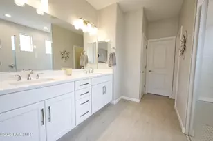 576 Whistle Stop Rd, Clarkdale, AZ 86324 - Photo 14