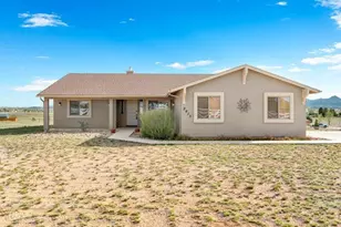 2415 W Sherry Dr, Paulden, AZ 86334 - Photo 2