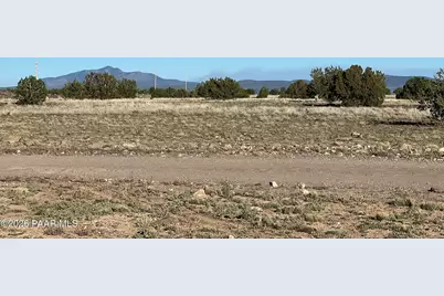 293 Arizona Rd Western Portion, Ash Fork, AZ 86320 - Photo 6