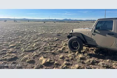 293 Arizona Rd Western Portion, Ash Fork, AZ 86320 - Photo 1