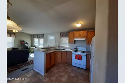 37500 W Bullet Road, Seligman, AZ 86337 - Photo 10