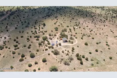 37500 W Bullet Road, Seligman, AZ 86337 - Photo 40