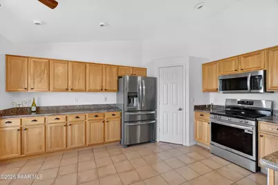 7446 N Viewscape Drive, Prescott Valley, AZ 86315 - Photo 6