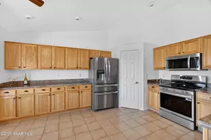 7446 N Viewscape Dr, Prescott Valley, AZ 86315 - Photo 6