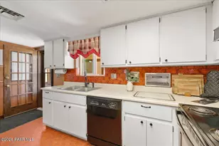 25325 N Naples St, Paulden, AZ 86334 - Photo 12