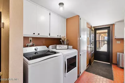 25325 N Naples Street, Paulden, AZ 86334 - Photo 14