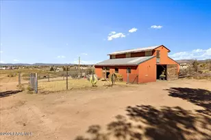 25325 N Naples St, Paulden, AZ 86334 - Photo 22