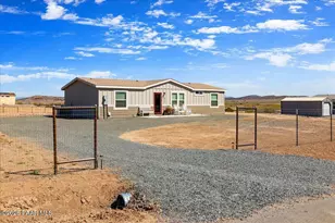 1610 Solara Wy, Chino Valley, AZ 86323 - Photo 2