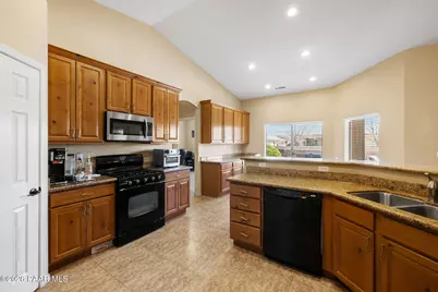 8353 N View Crest, Prescott Valley, AZ 86315 - Photo 8