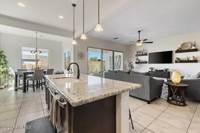 7930 E Carbon Court, Prescott Valley, AZ 86315 - Photo 12