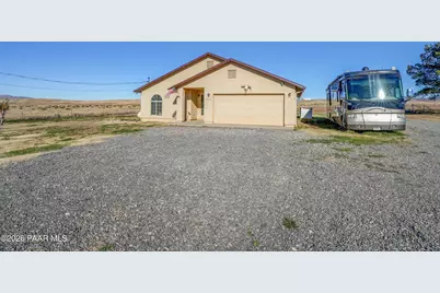 200 N Outback Road, Dewey-Humboldt, AZ 86327 - Photo 1