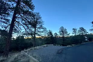 705 S Rancho Vista Dr, Prescott, AZ 86303 - Photo 1